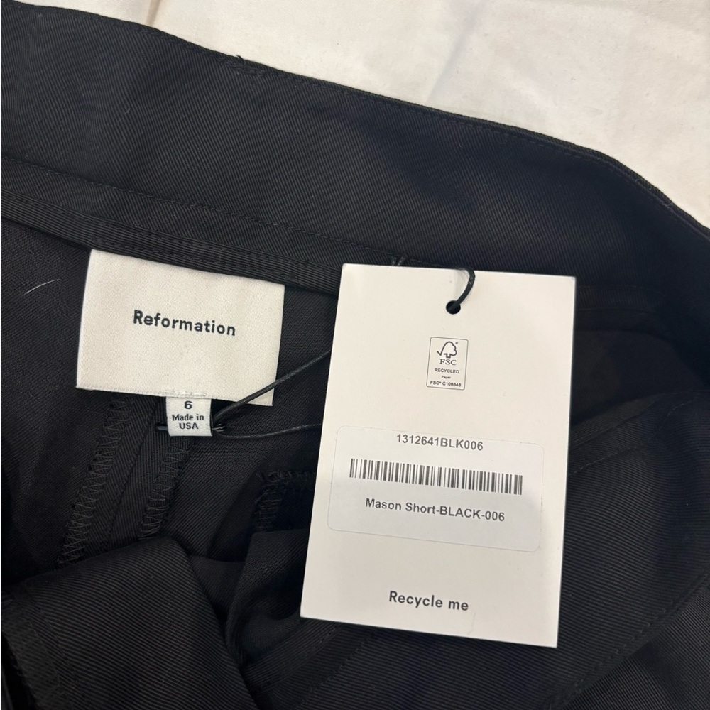 Reformation Mason Black Shorts - Picture 10 of 10